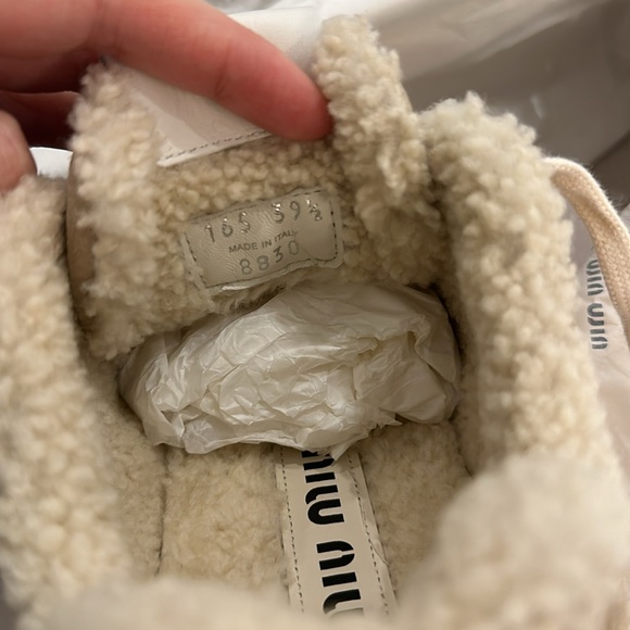 NEW BALANCE x MIU MIU 530 SL bleached suede leather sneakers - size 39.5 - Picture 9 of 9